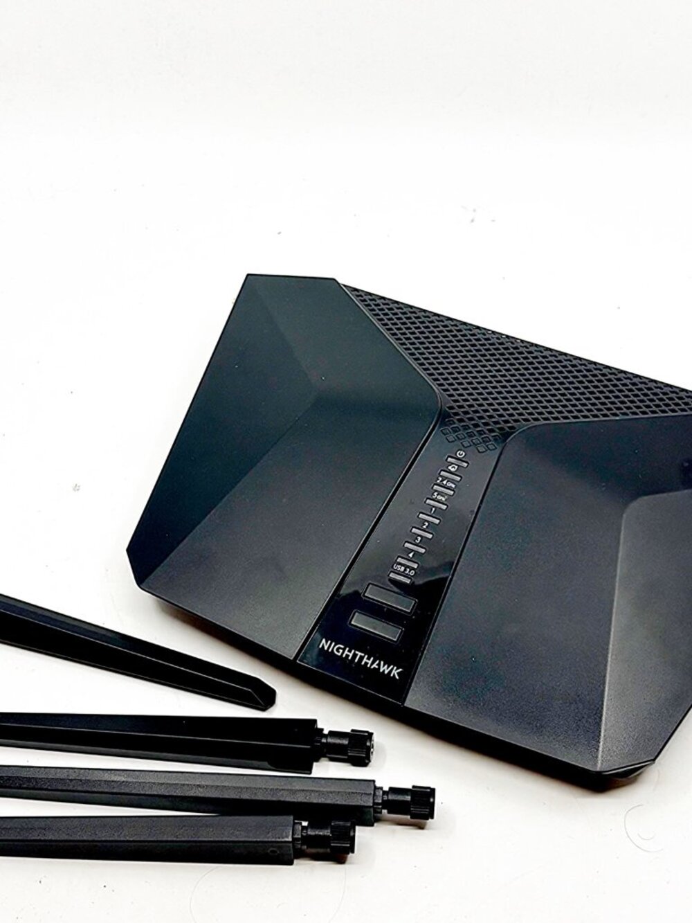 NETGEAR Nighthawk AX3600 WiFi 6 Router RAX41 Fast Dual Band - Picture 4 of 10